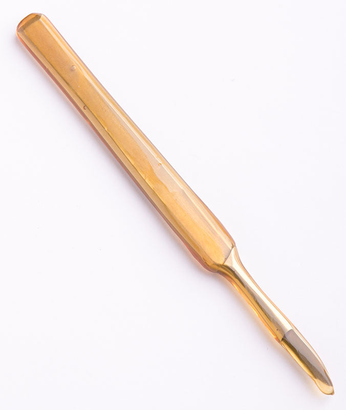 This is how the knives are supplied: with a thick protective cover