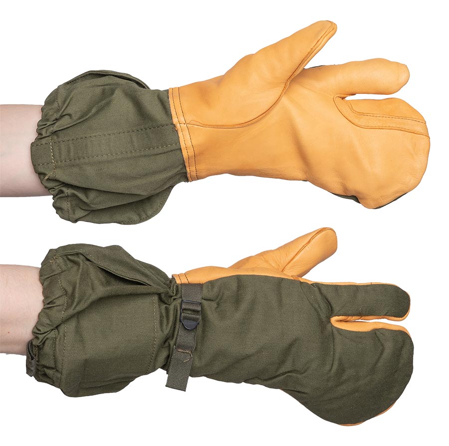 US M-1965 shell mittens with trigger finger, surplus