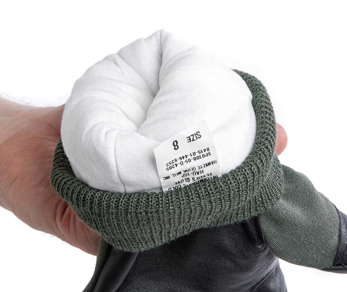 THERMOLITE®/Thinsulate insulation lining.