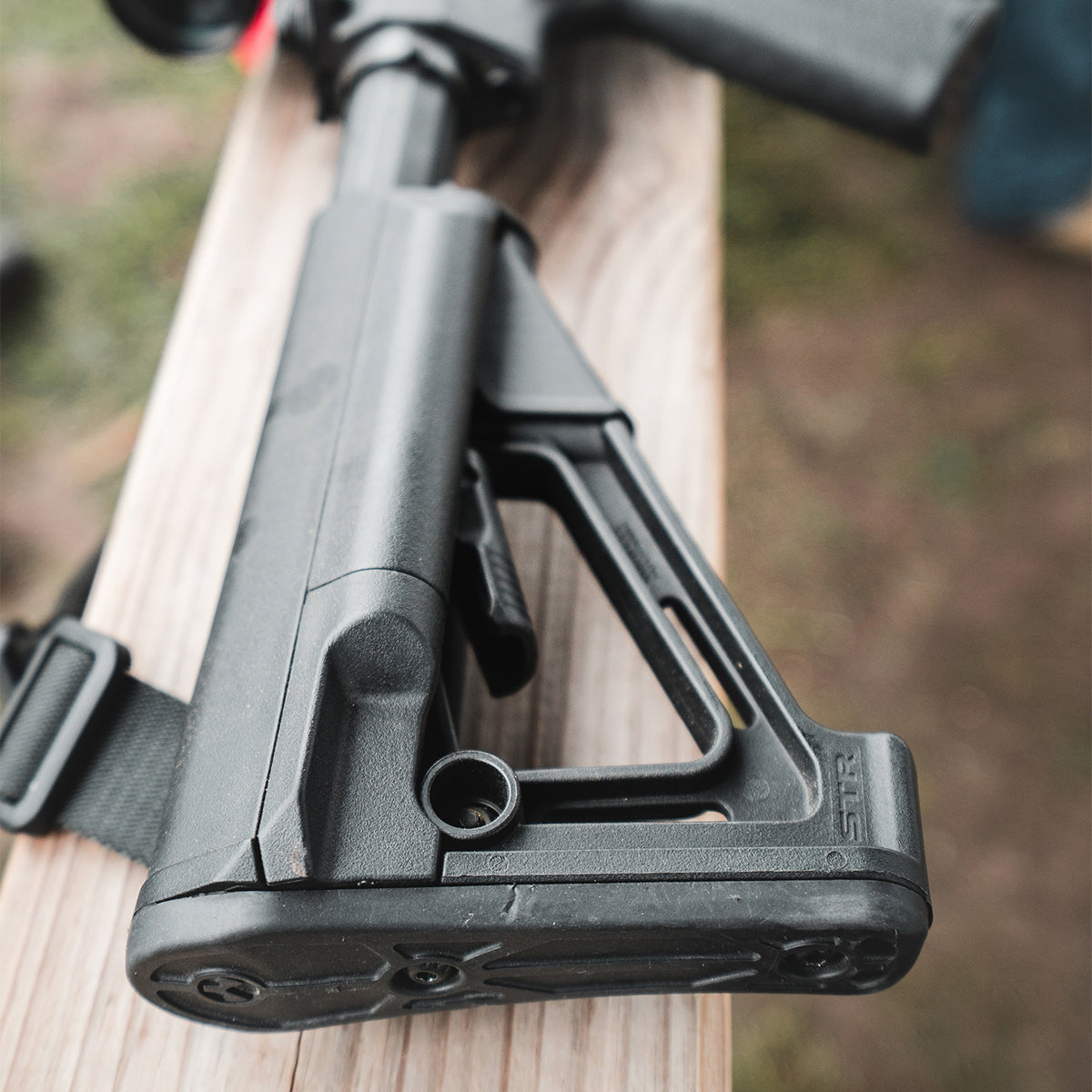 Magpul STR Carbine Stock, Mil-Spec