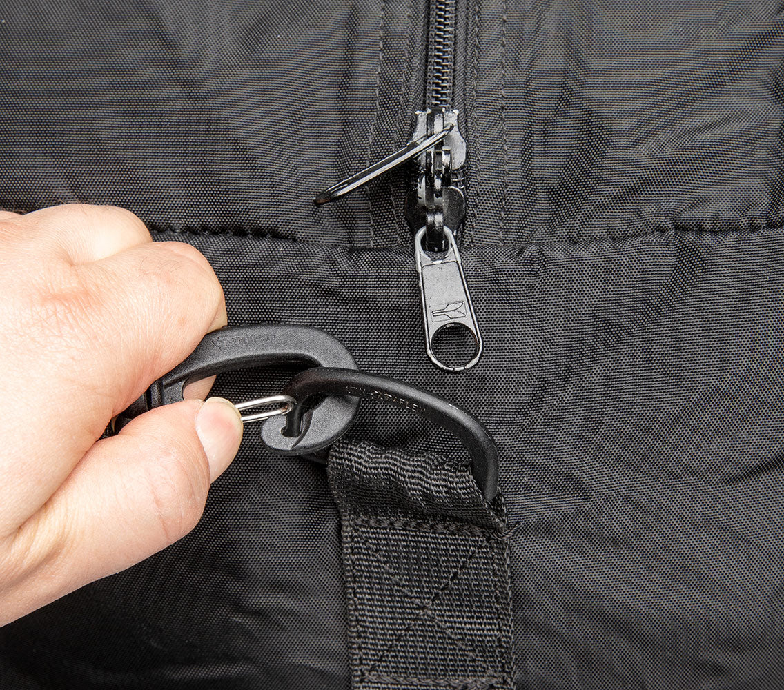 D-ring for the shoulder strap attachment