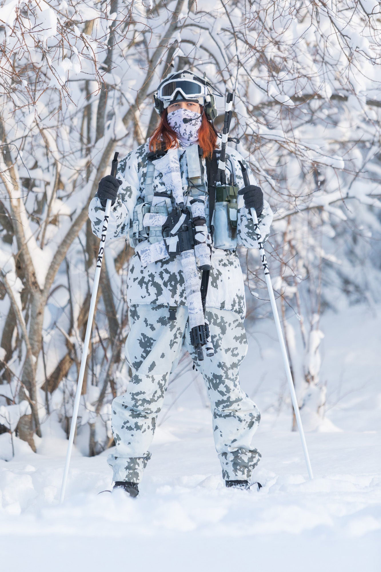 Revision SnowHawk ballistiset suojalasit, Deluxe Kit, Aclima-balaclavalla