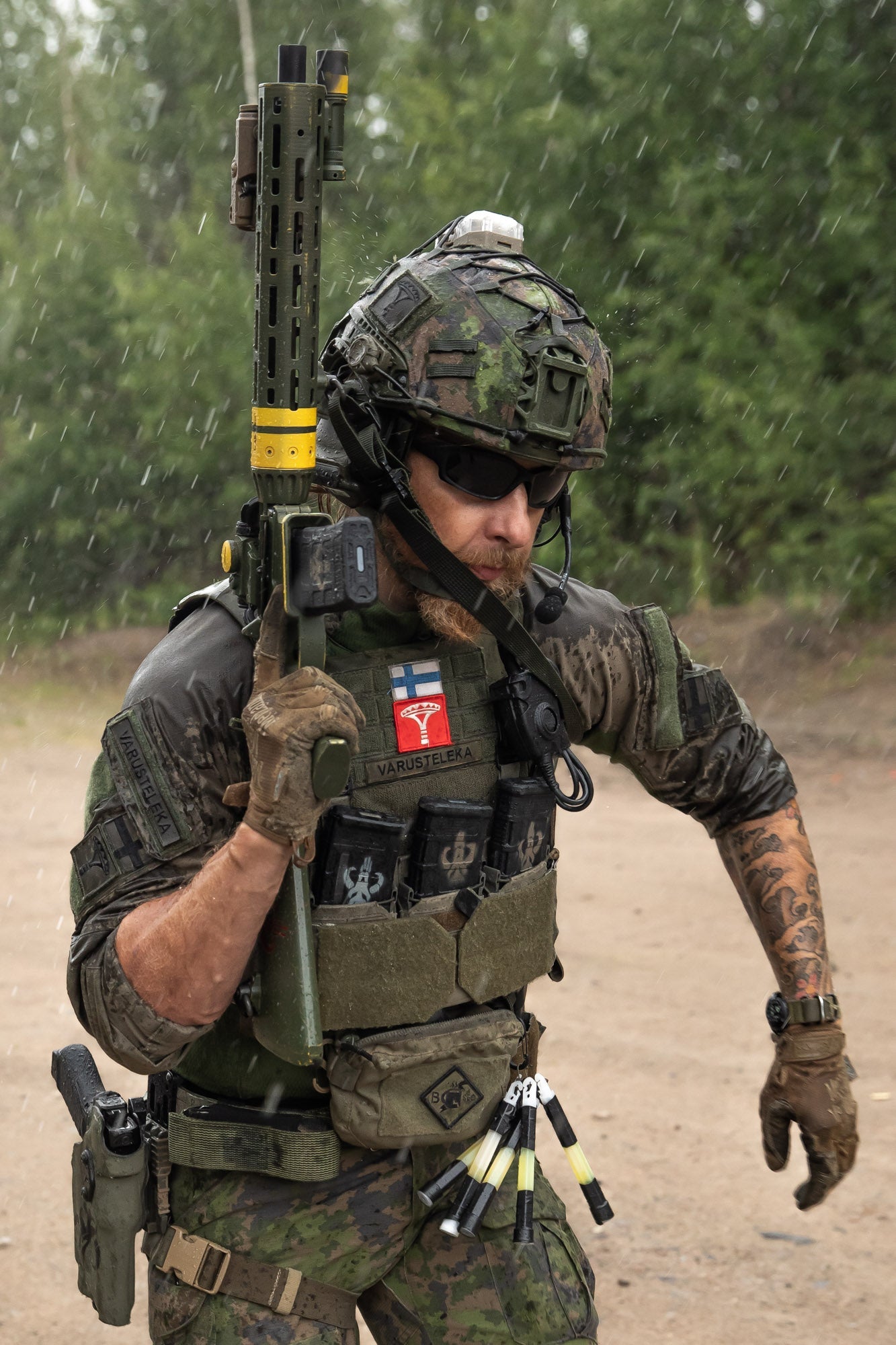 Opsmen F101 Stealth Survival Light kypärävilkku