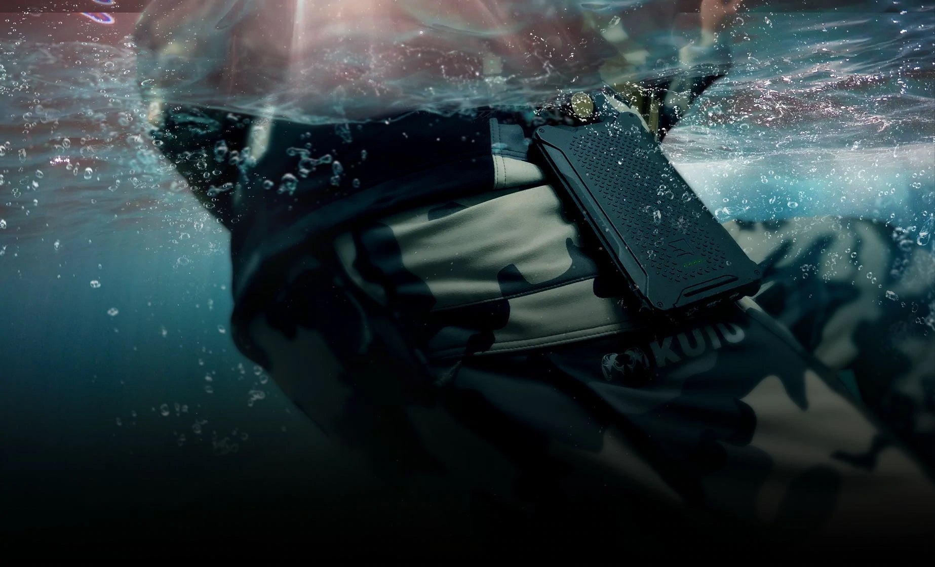 Dark Energy, Poseidon Pro varavirtalähde