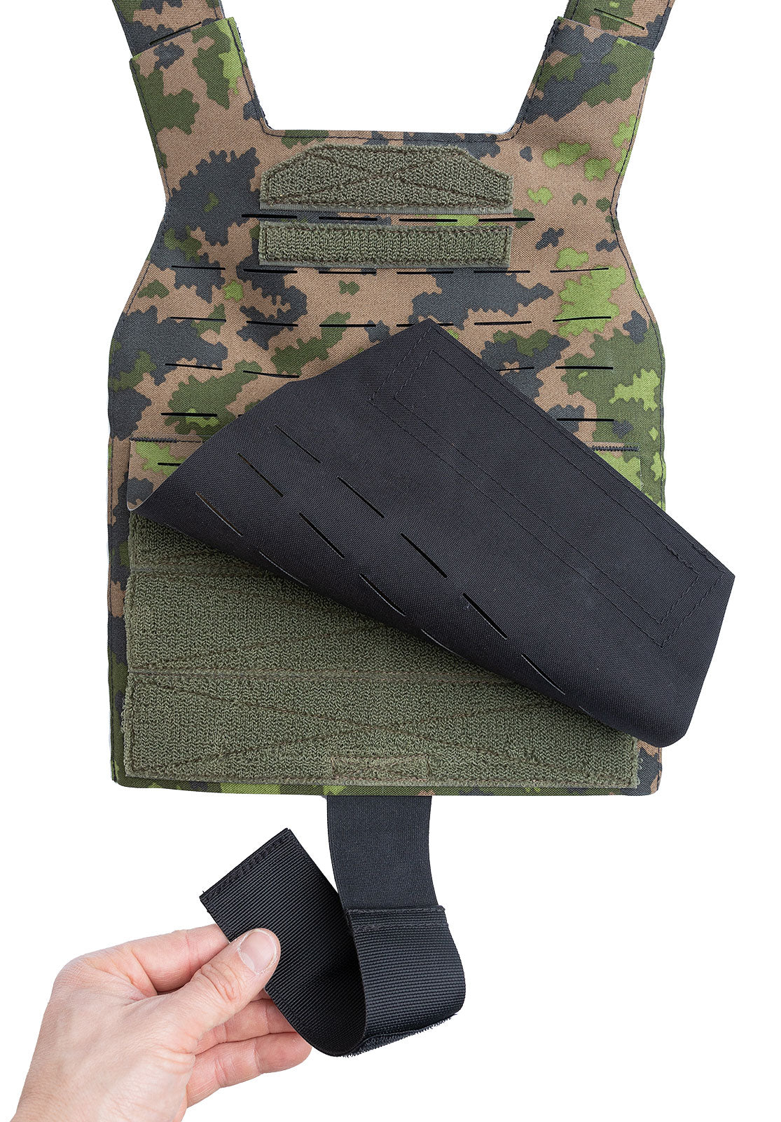 Hook-and-Loop attachment for a Cummerbund under the rear flap.