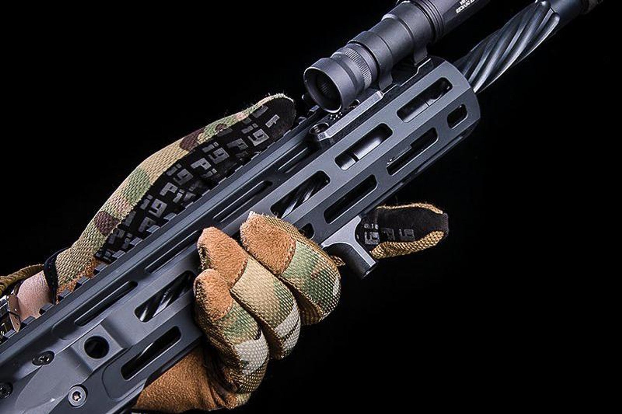 arisaka_defense_finger_stop_m_lok-066ab99afcac25.jpg