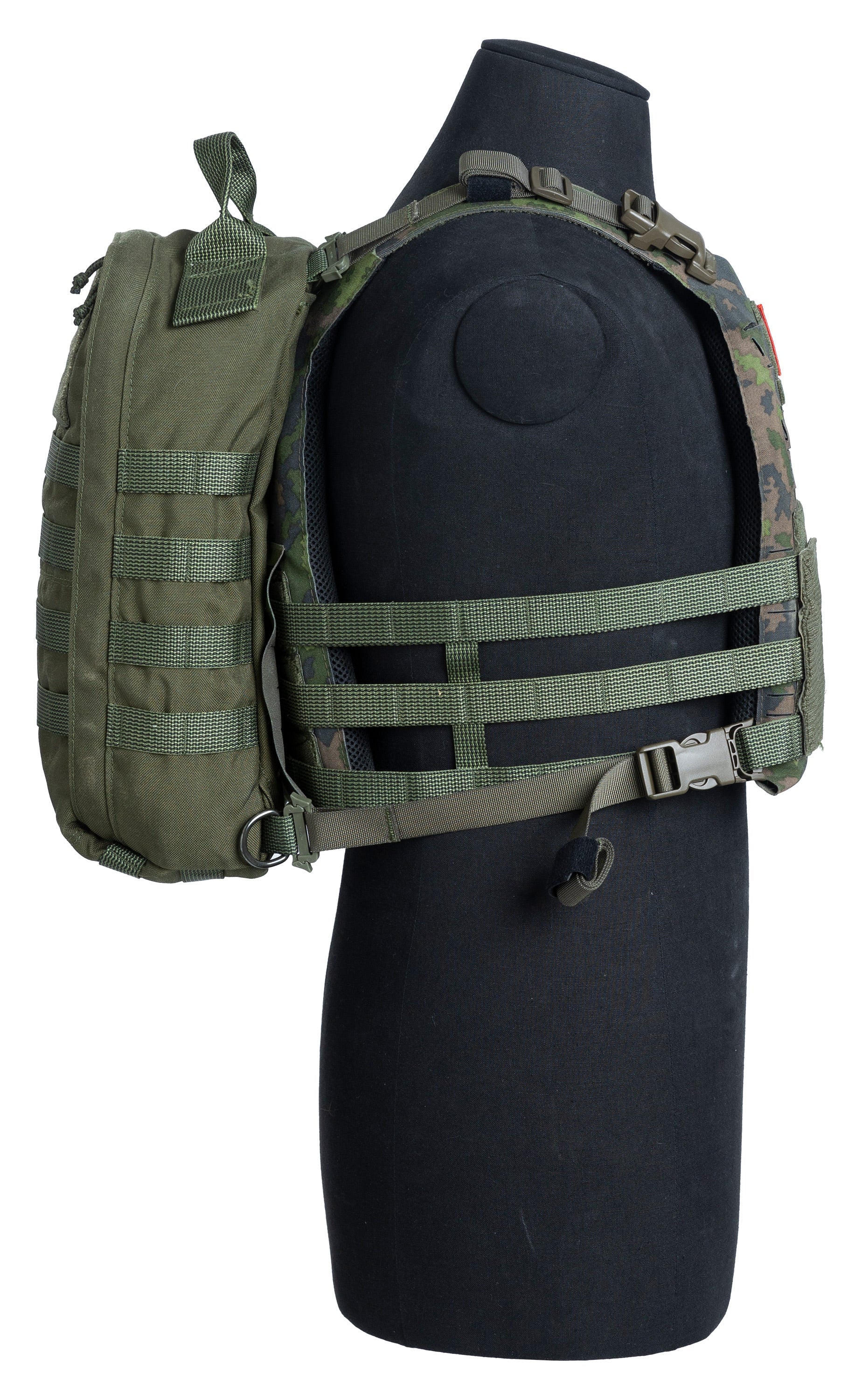 varusteleka-pc-backpack-straps-067505efc97a97.jpg