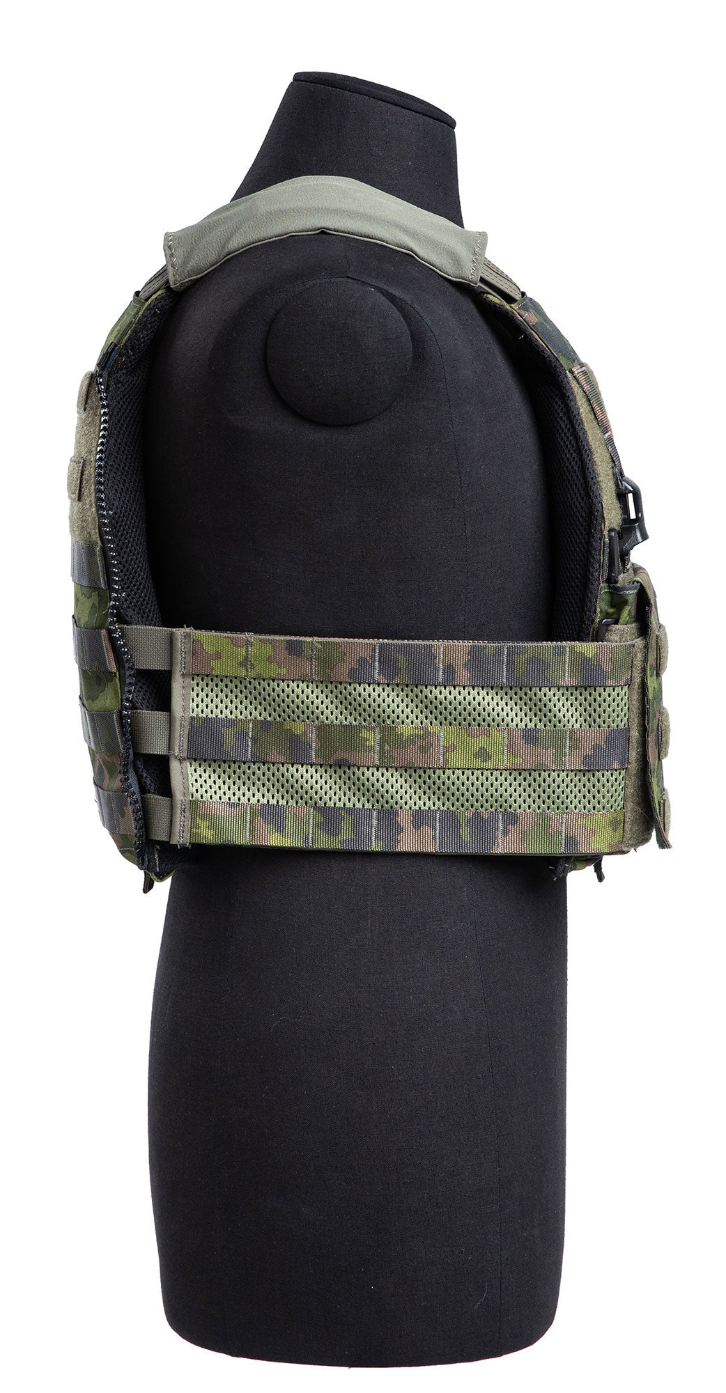 Medium-sized PC has 7 columns of PALS webbing on the cummerbund; Large has 8 columns.