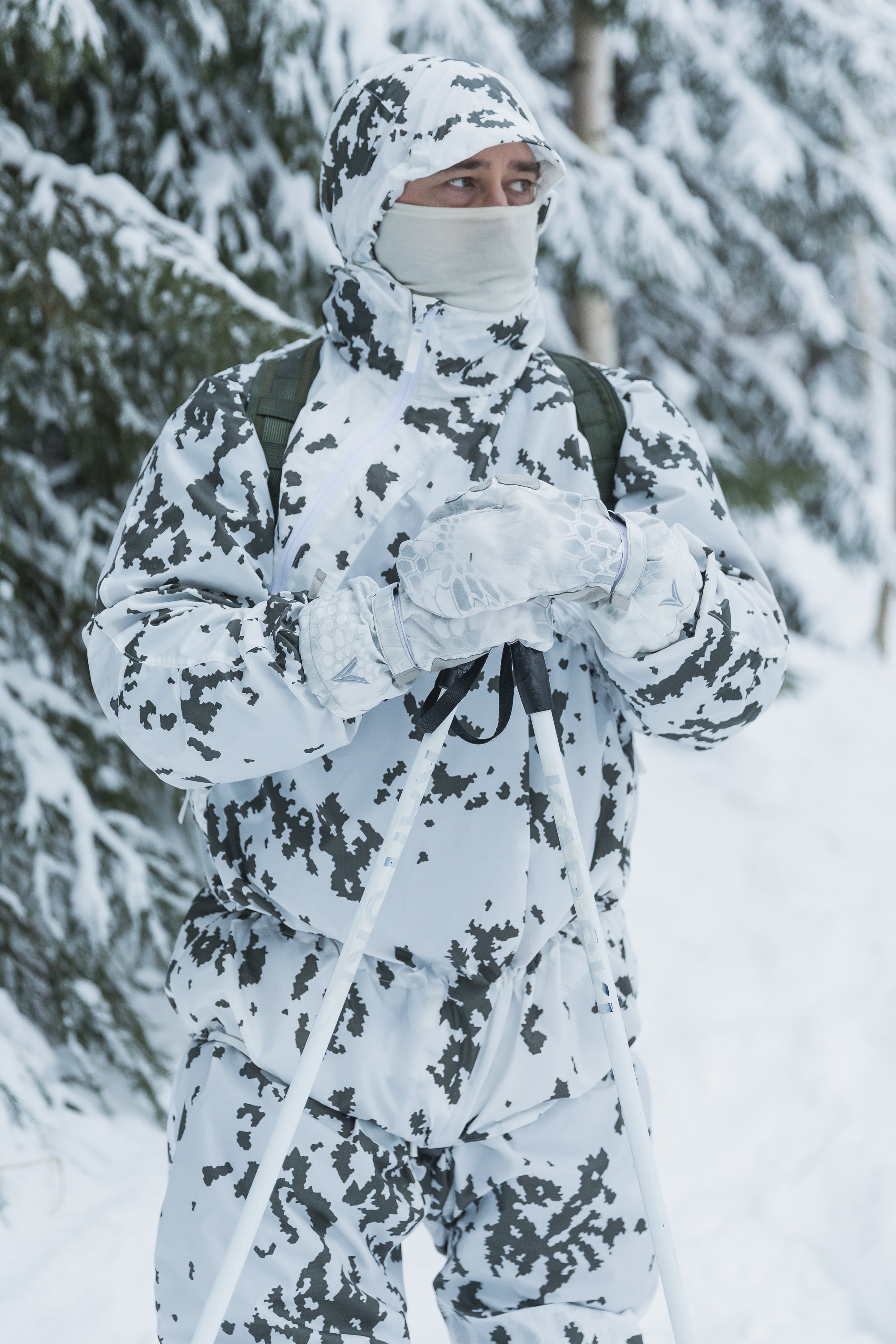 velocity_systems_yeti_over_mitt-0657b02cb0f290.jpg