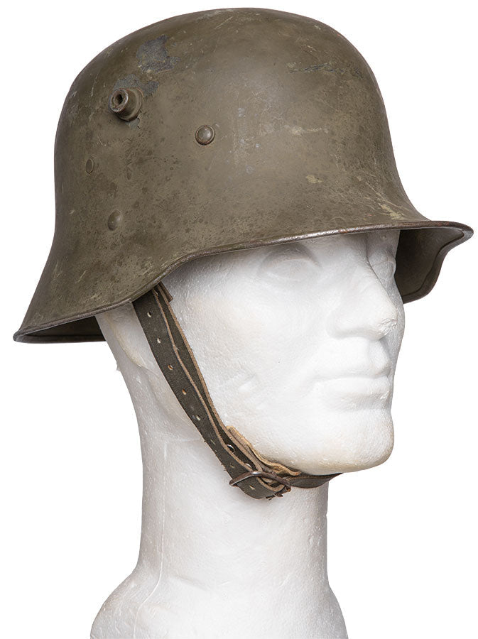 SA itävalta-unkarilainen M17 "Sarvikypärä", ylijäämä