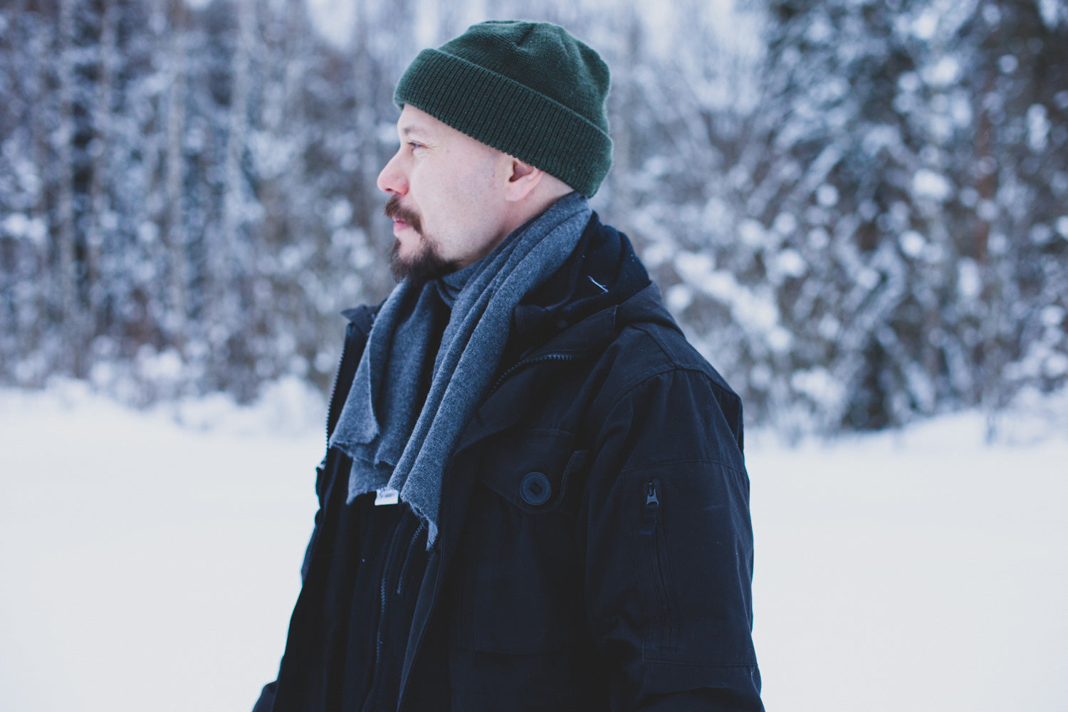 BW wool scarf, surplus
