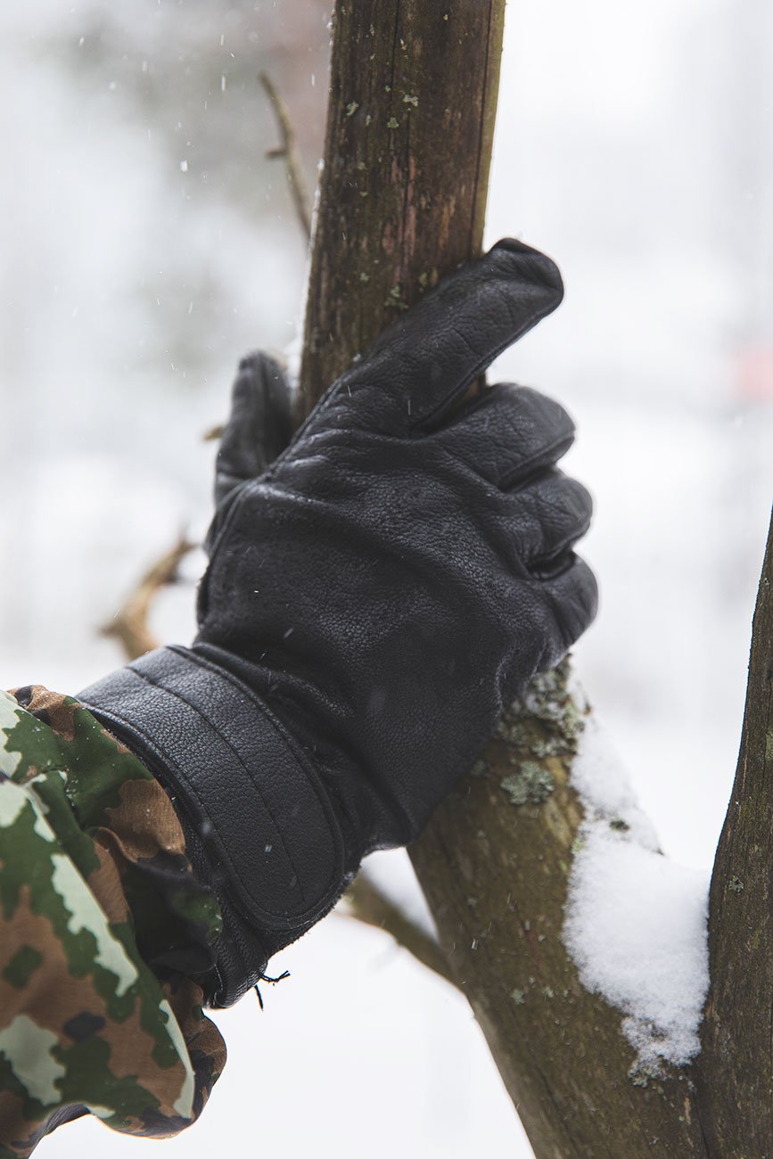 Austrian leather gloves, lined, surplus