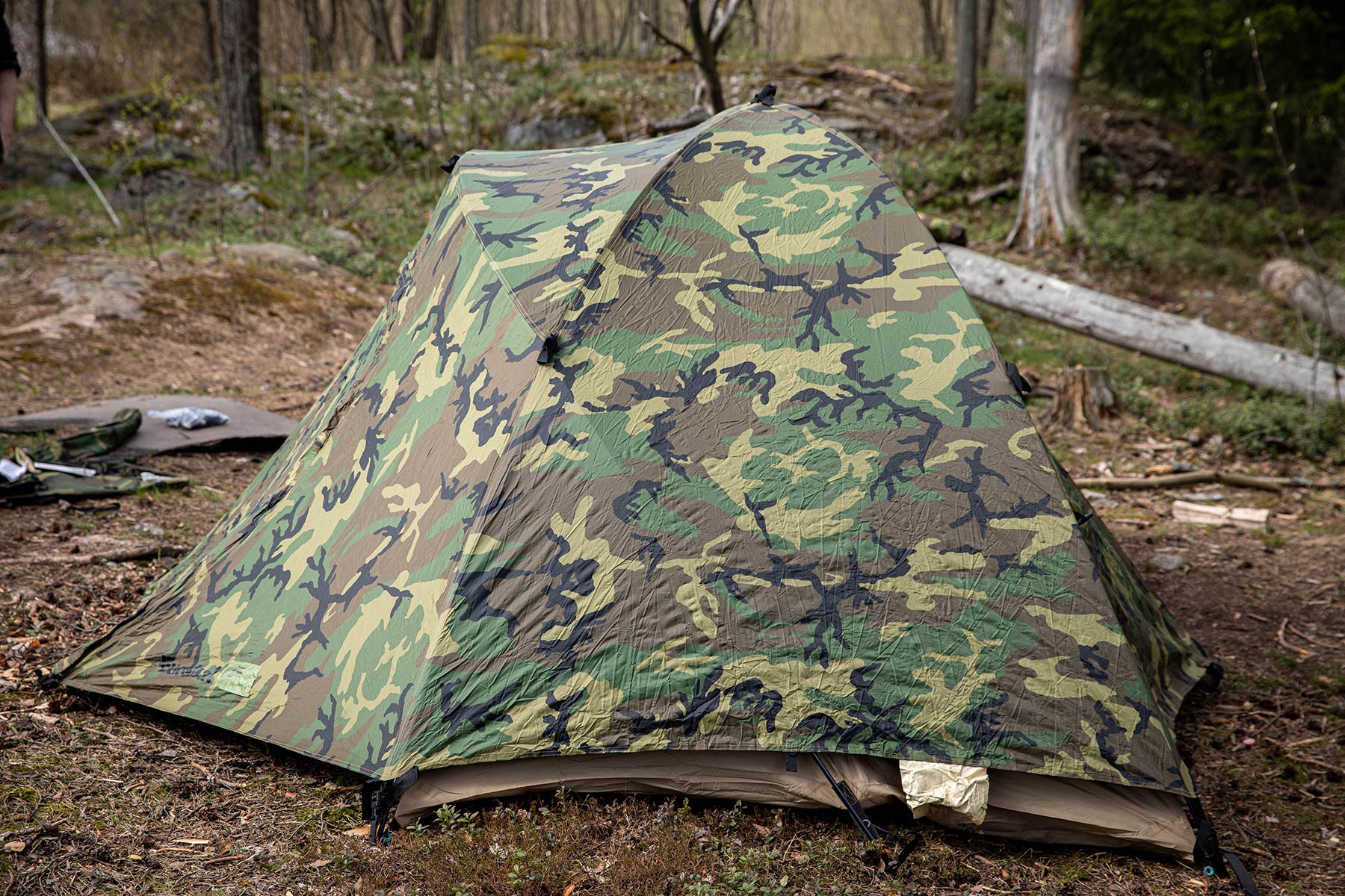 US Two-person Tent, Woodland, Surplus