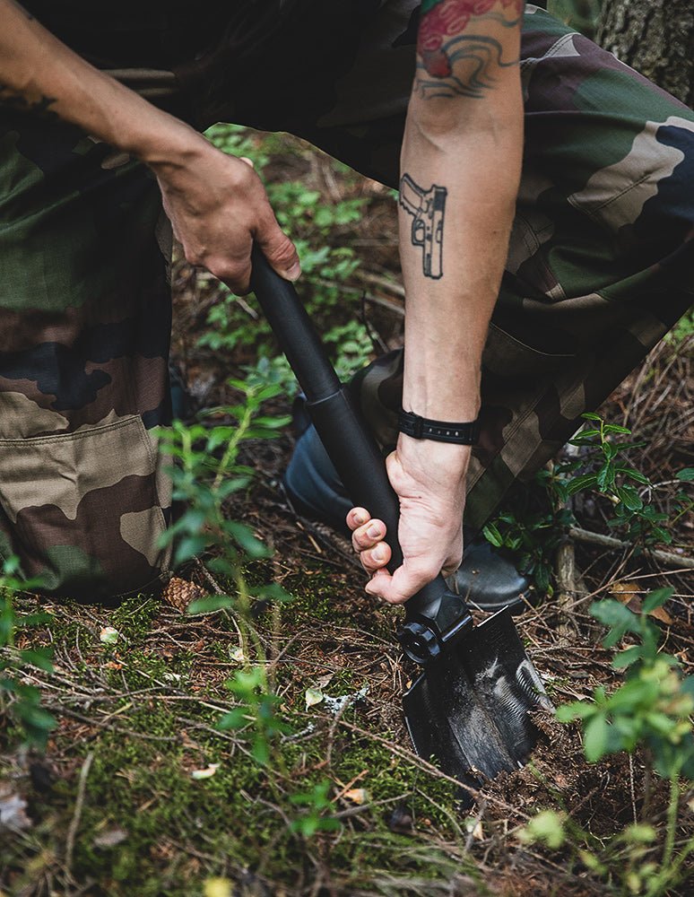 Austrian Glock E-Tool with Saw, Surplus