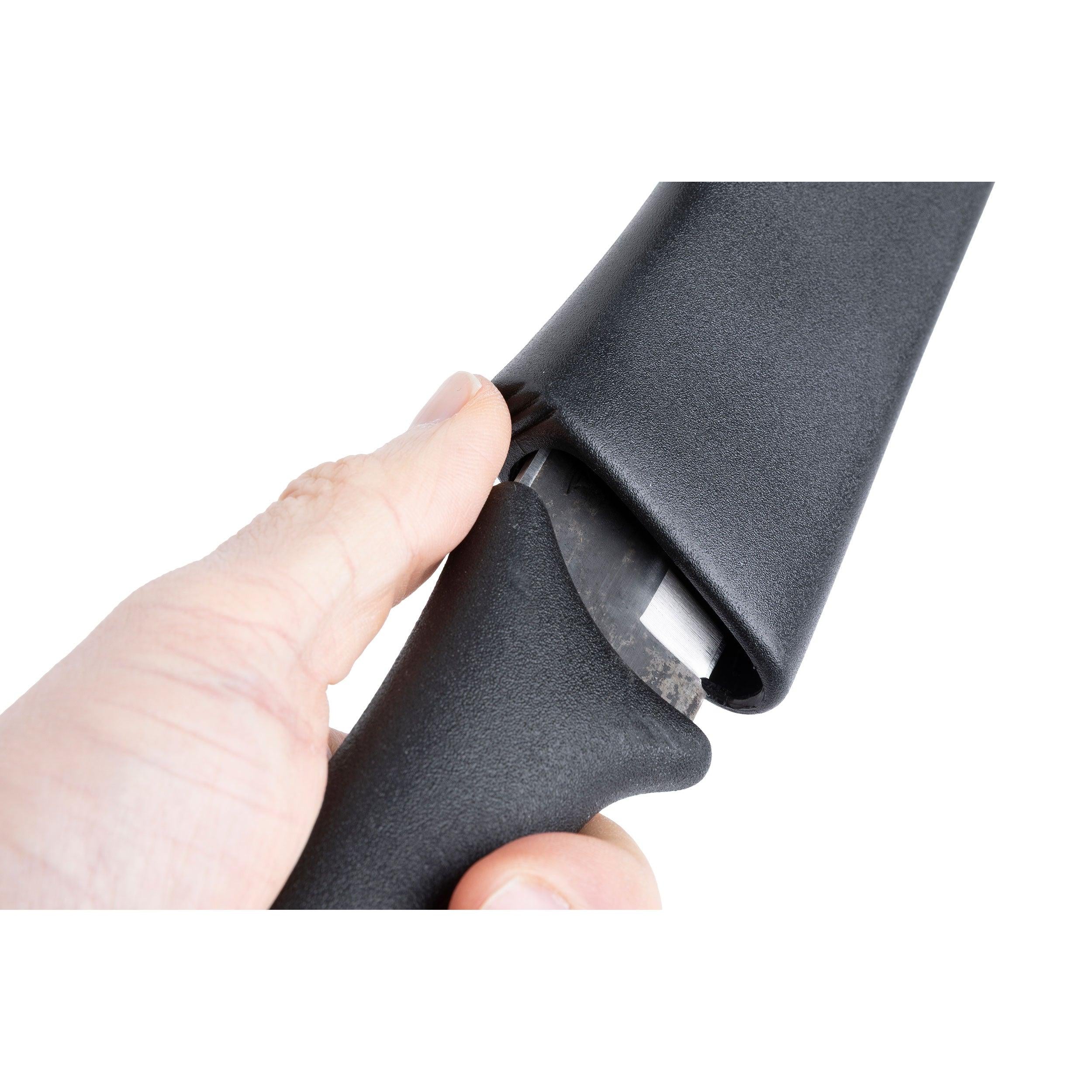 Varusteleka Skrama 200, Carbon Steel