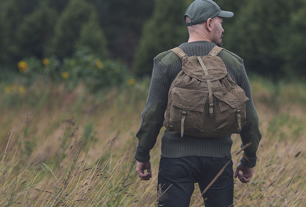 backpack-m60-cz-olive-with-canvas-strap-066cd7366e966d.jpg