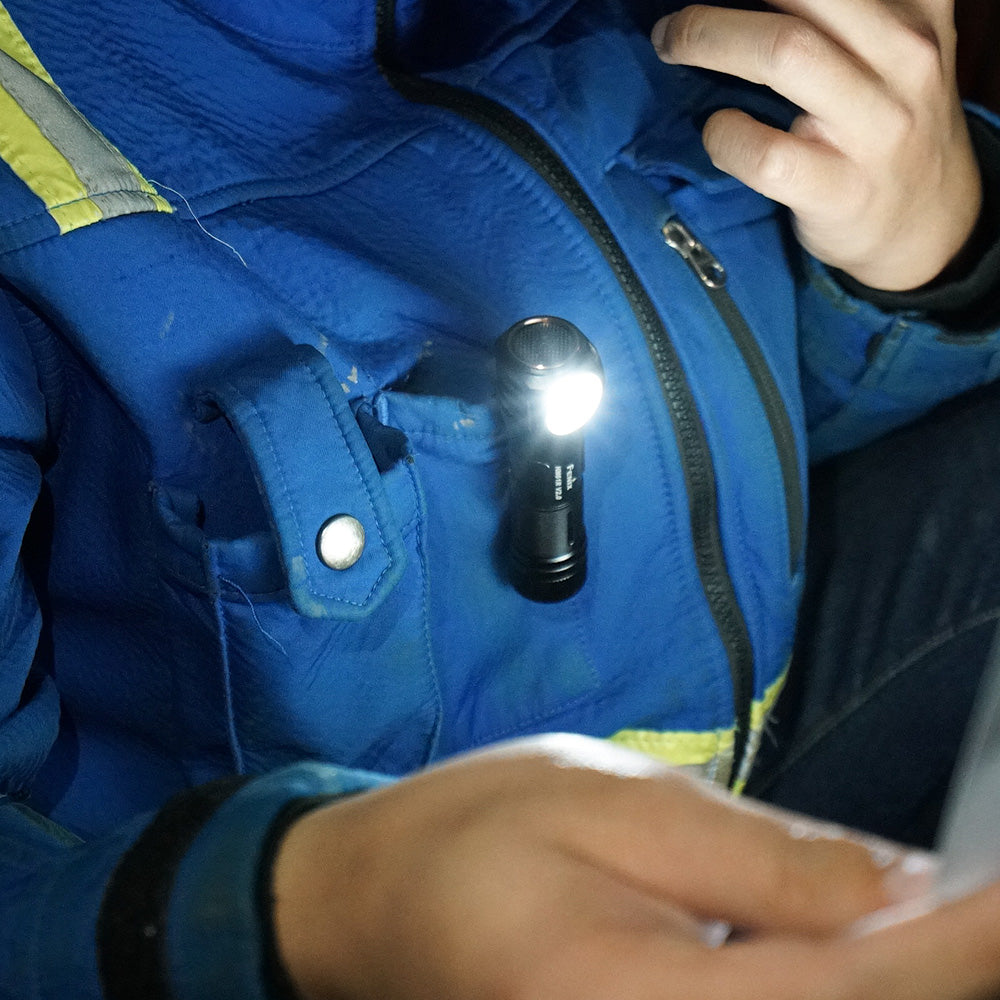 fenix_hm61r_v20_headlamp-0650aafed00e03.jpg