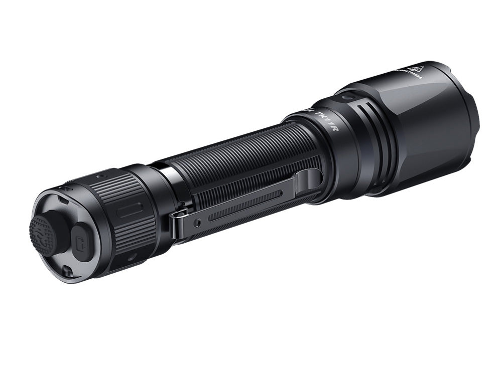 fenix_tk11r_flashlight-06580361fccb58.jpg