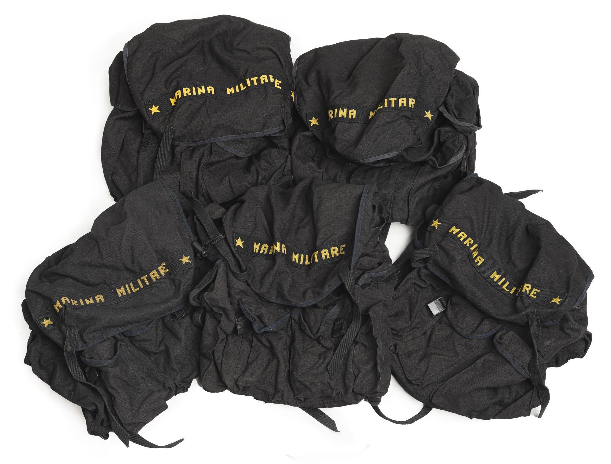 italian_navy_backpack_surplus-065326f83ee030.jpg