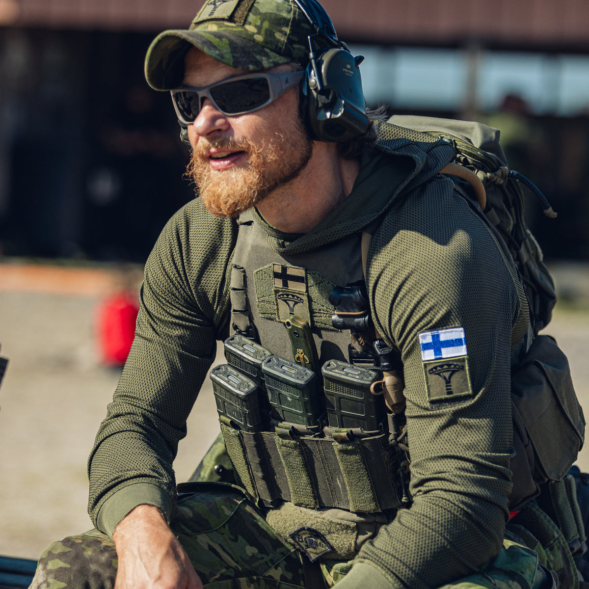 Varusteleka L2 Sun Hoodie tekninen huppari