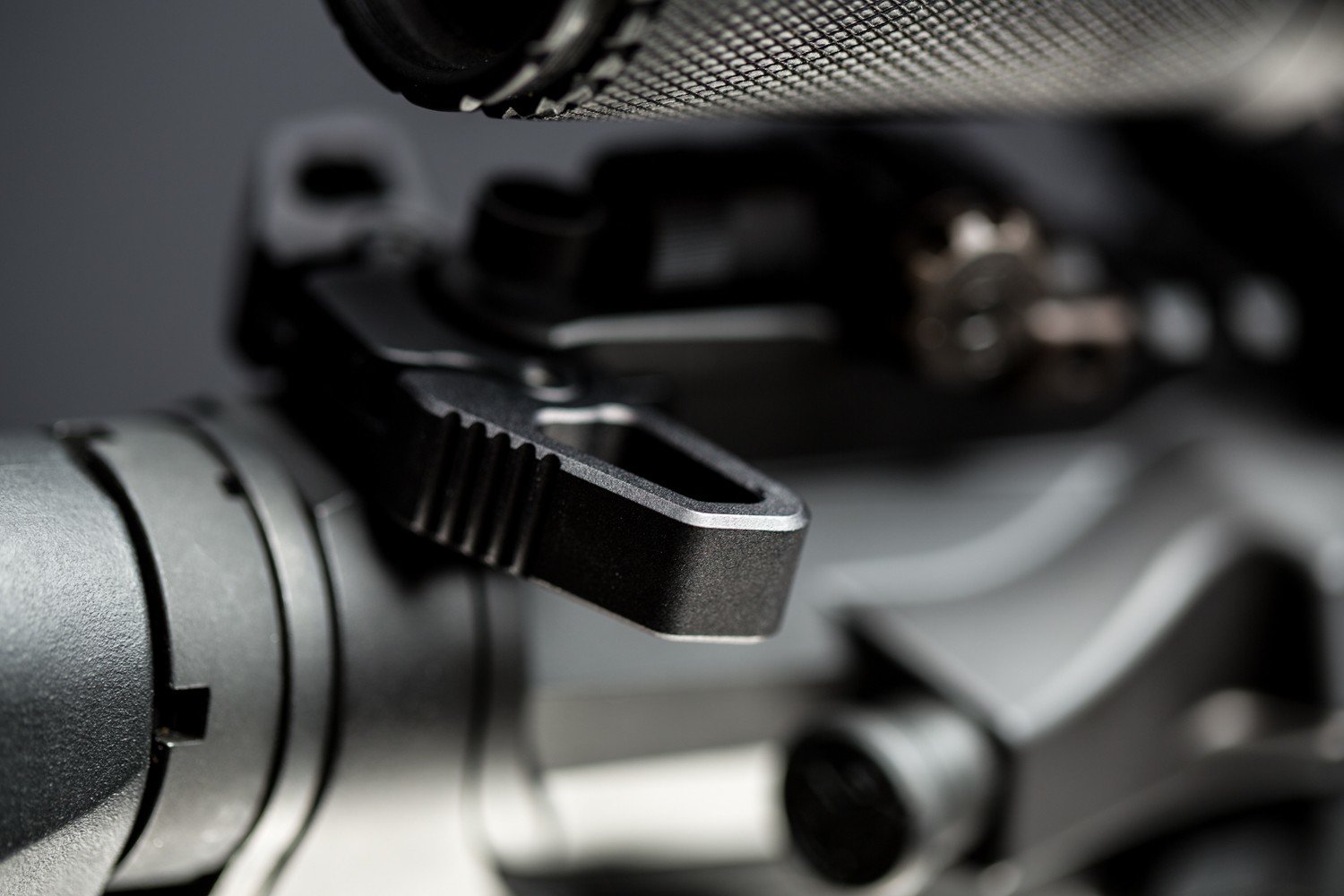 radian-raptor-ar-15-charging-handle-black-06759736b159ac.jpg