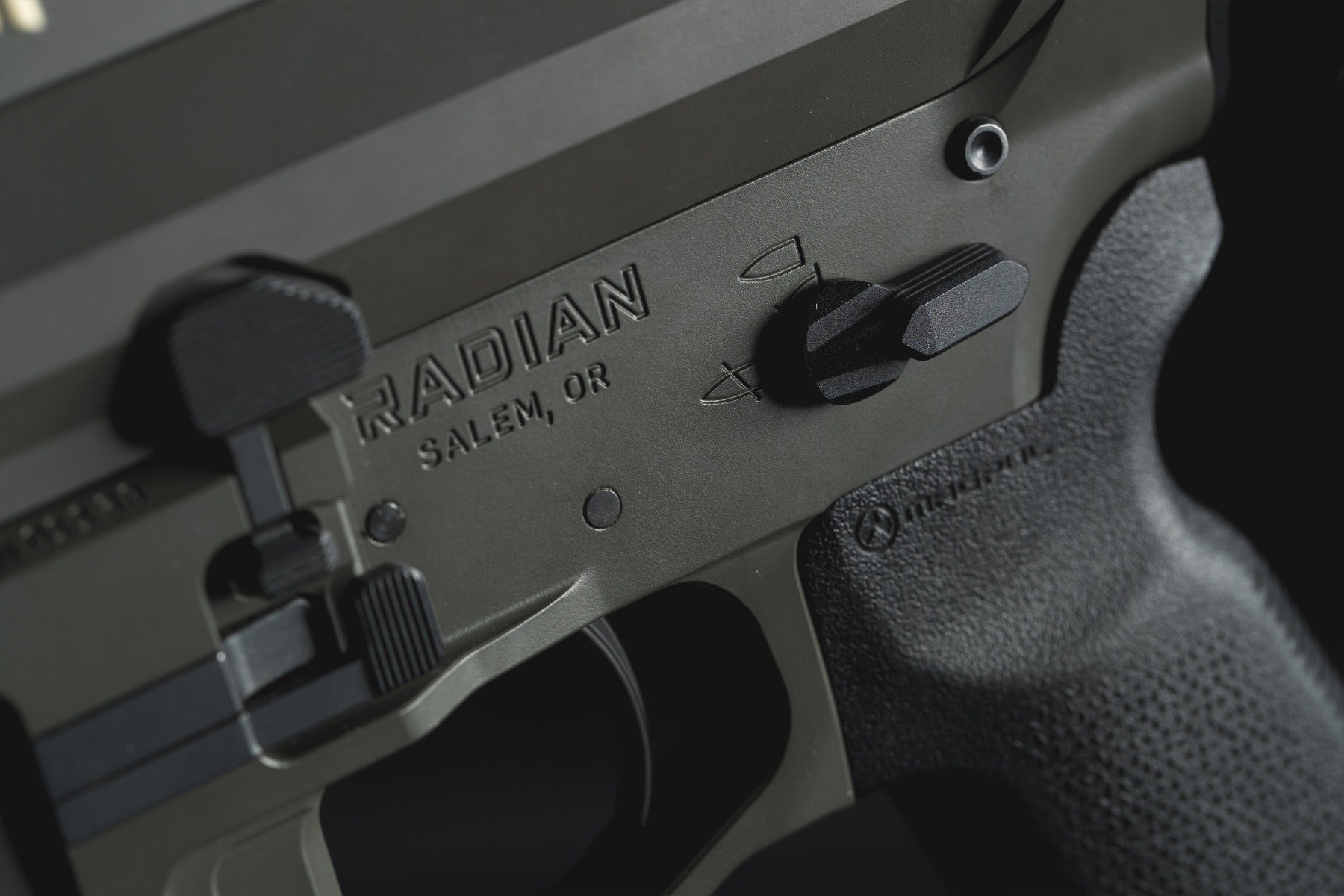 radian-talon-gi-ar-15-safety-selector-0675978928c7c6.jpg