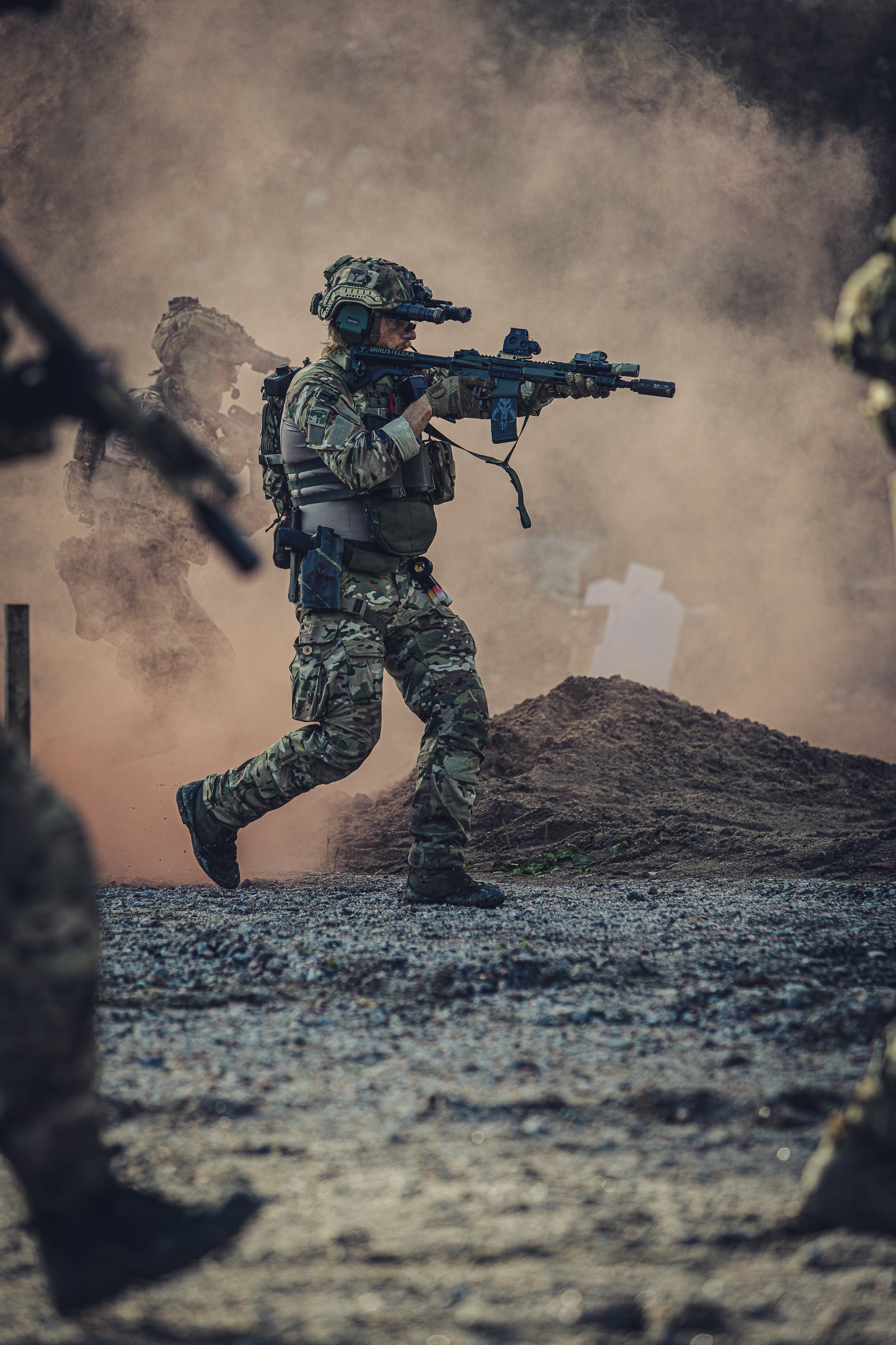 sarma-tst-l4-combat-pants-0670657f09129c.jpg