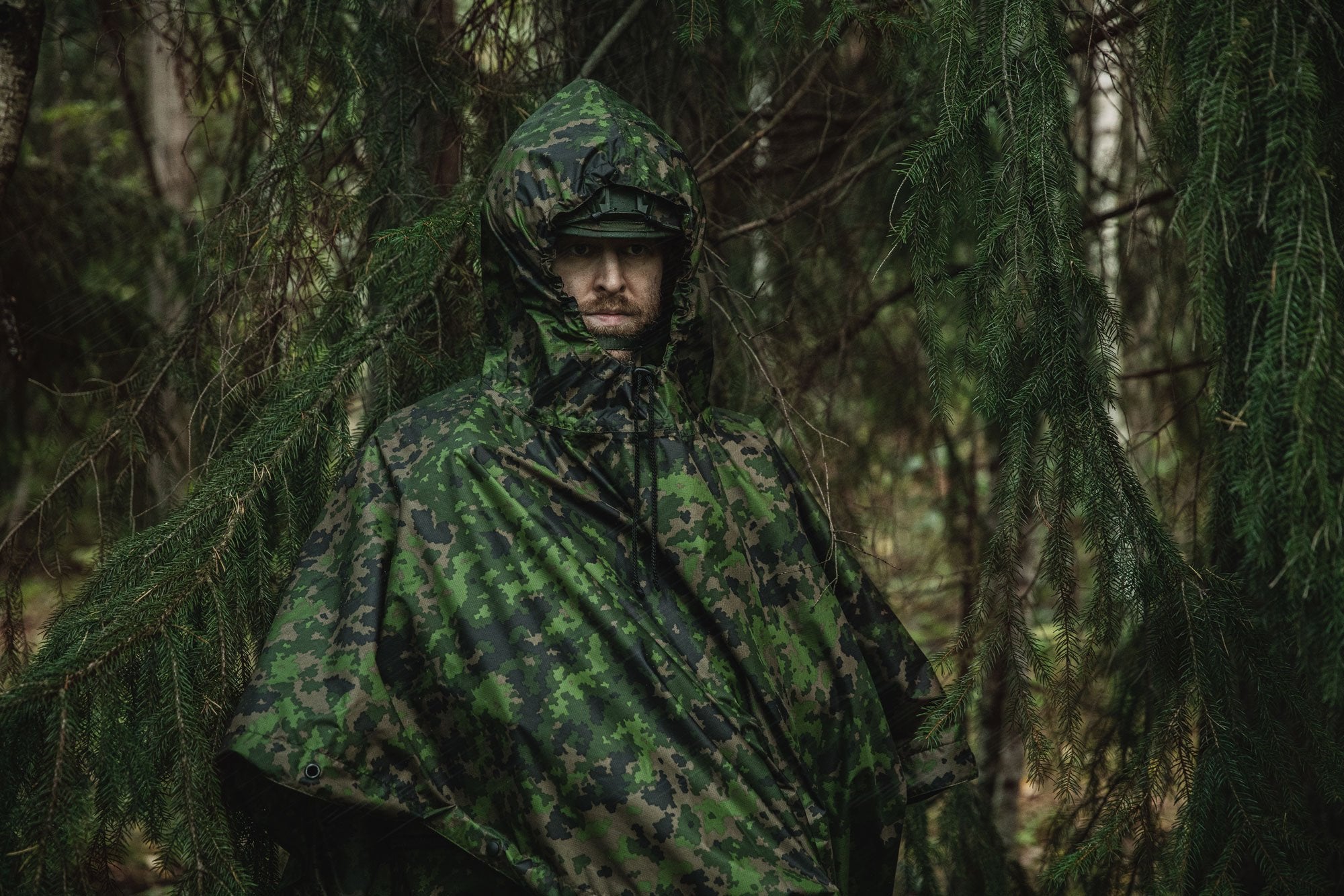 sarma-tst-l6-rain-poncho-066dac39302ef2.jpg