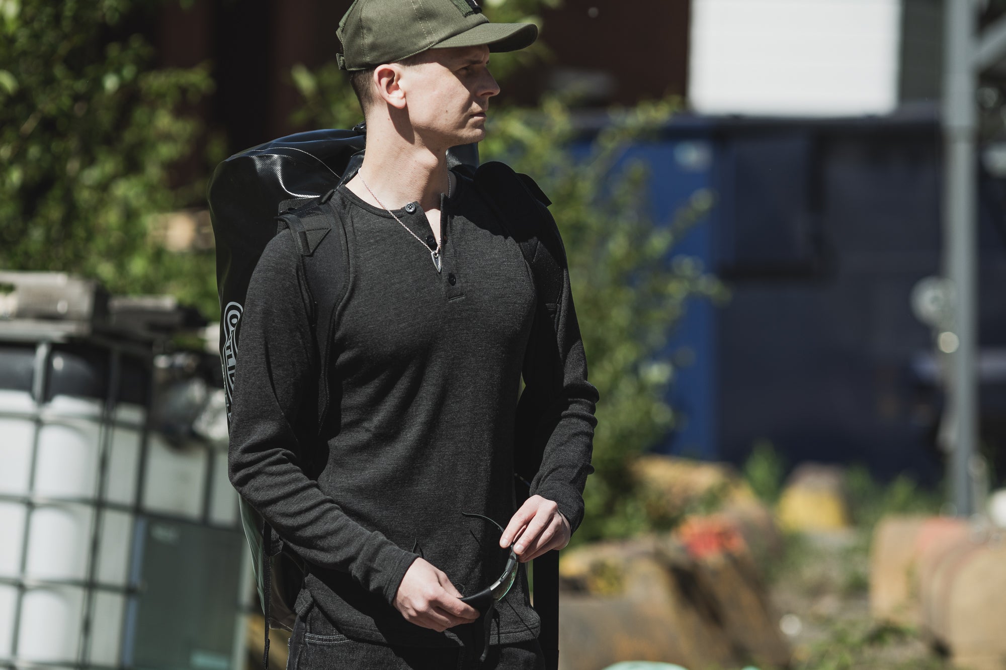 The model's height is  6 ft; chest circumference 38.6 and waist circumference 33.9; wearing size Small.