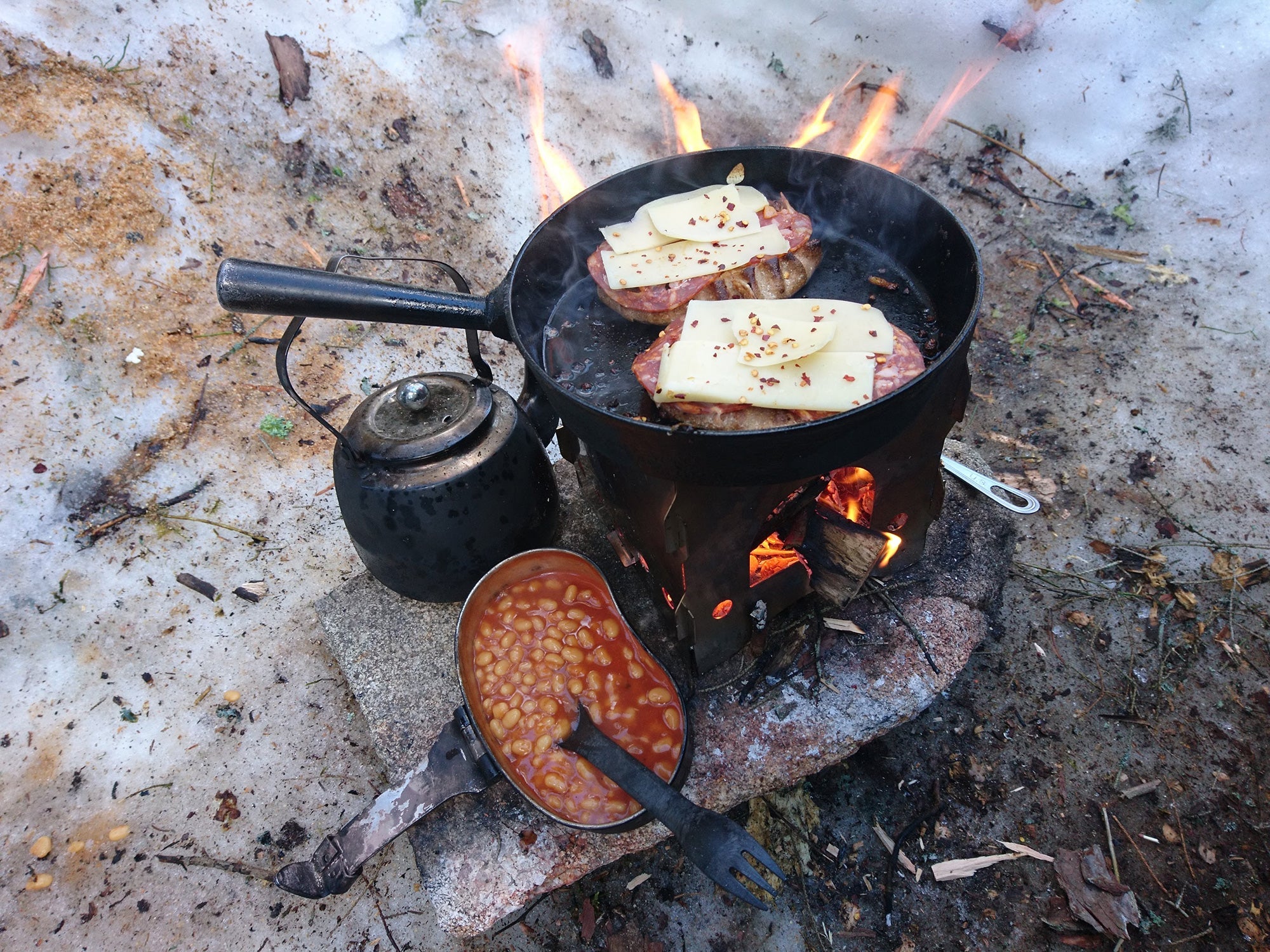 sarma_hobo_stove-064b4f75e7655b.jpg