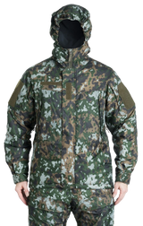 Model height 182 cm; chest circumference 95 cm; waist circumference 88 cm. Wearing size Medium Regular.