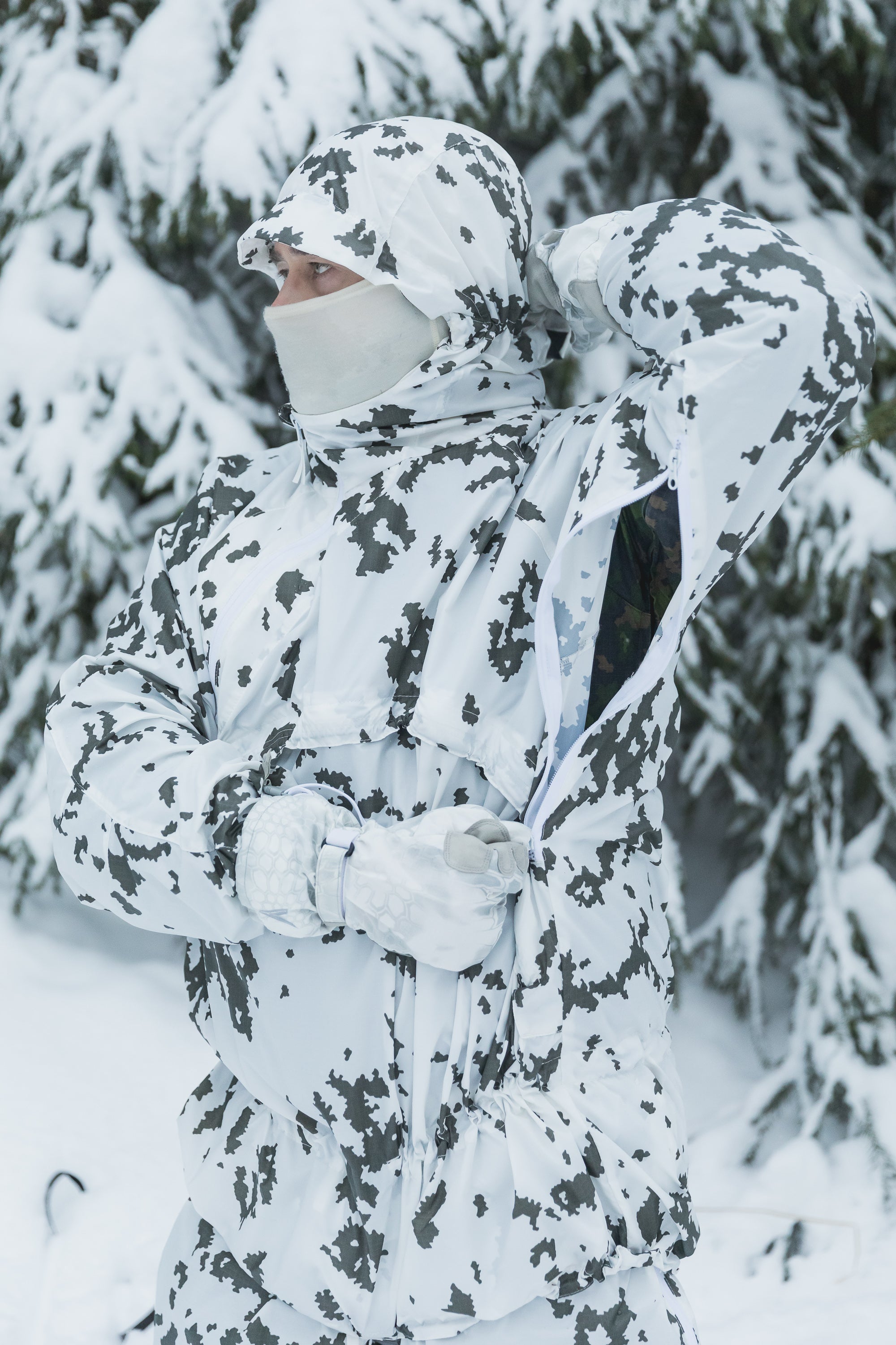 sarma_tst_l7_camouflage_anorak-0657b00729a84b.jpg