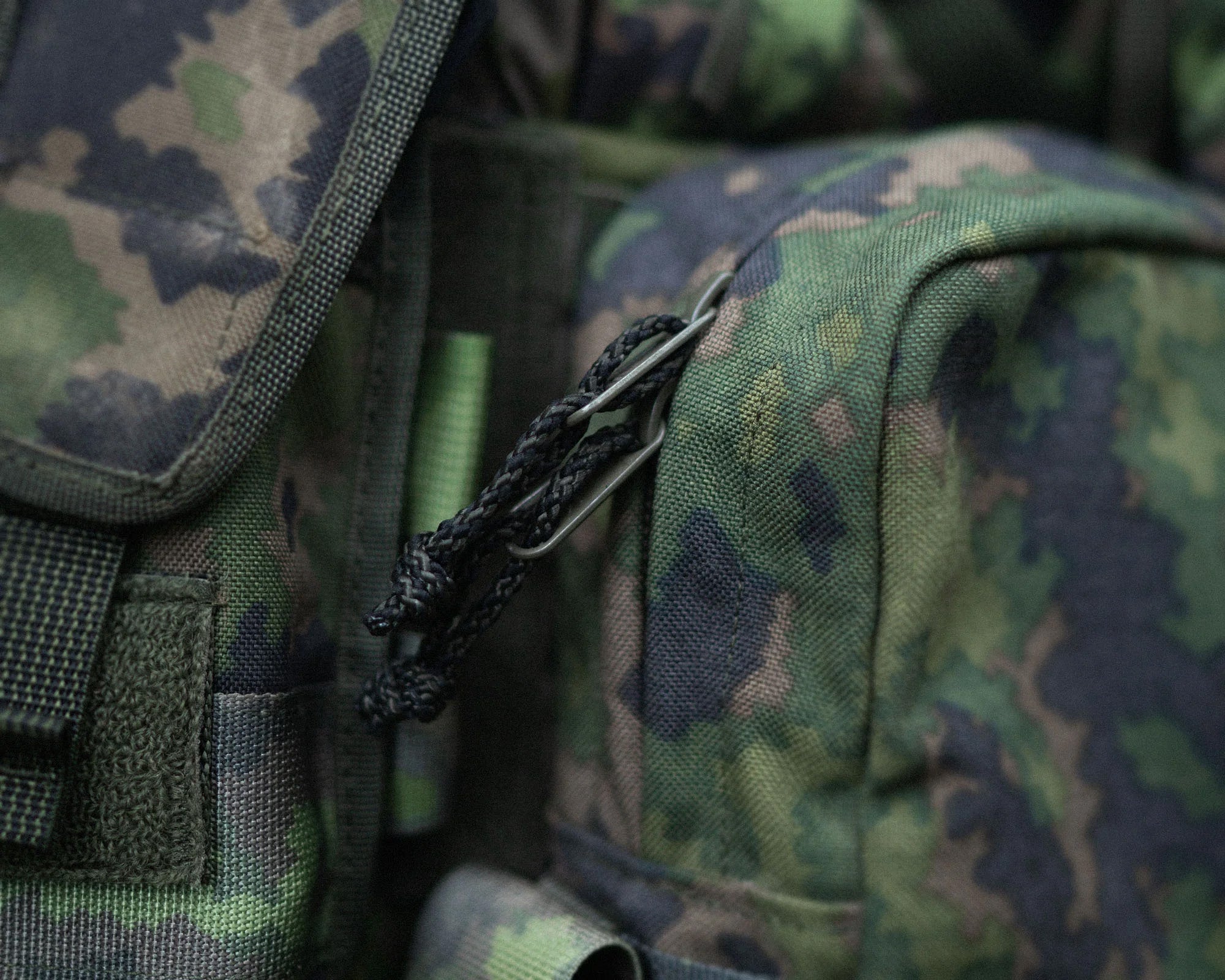 savotta_zipped_gp_3x4_pouch-066602847a2e18.jpg