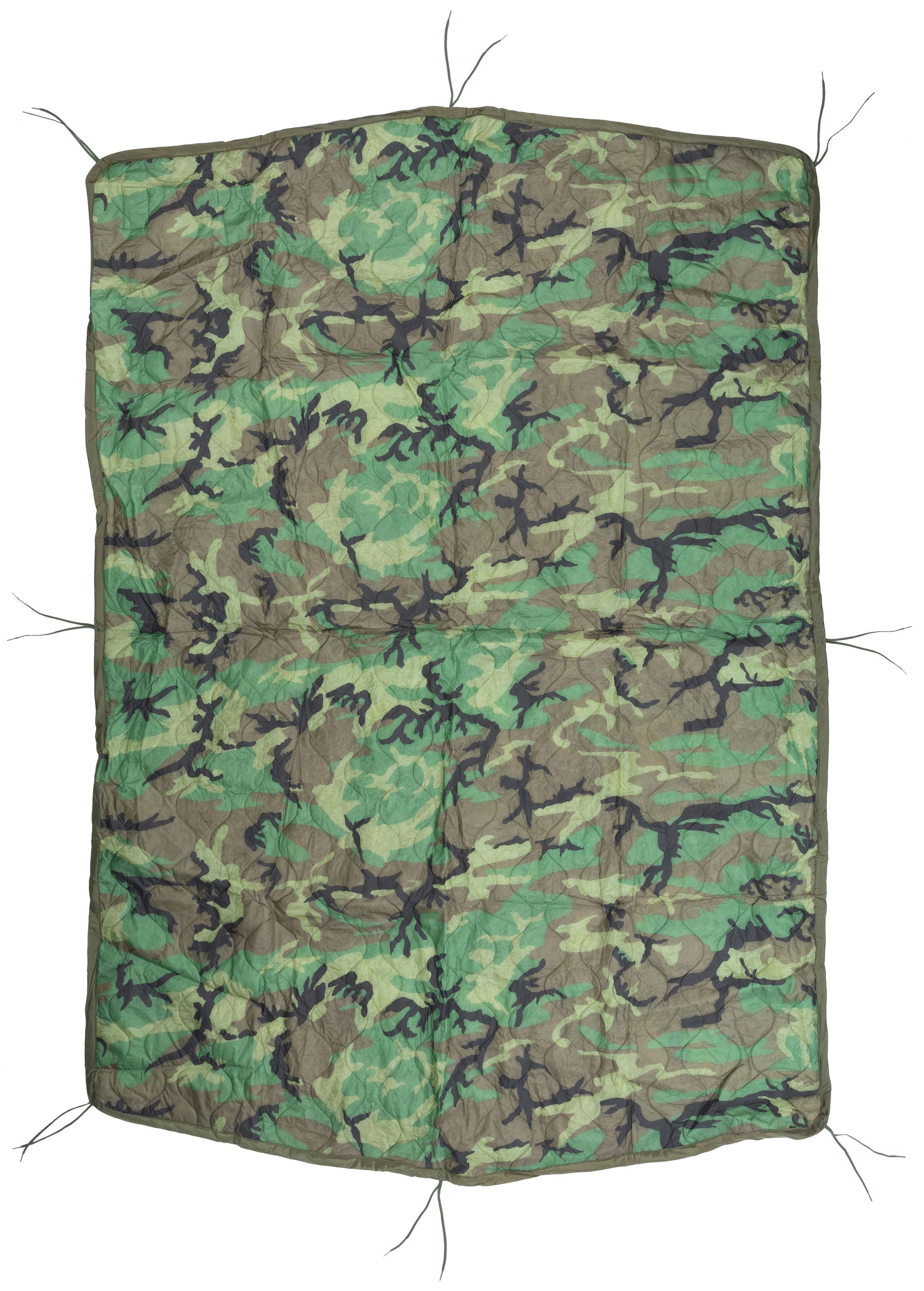 us_woobie_poncho_liner_woodland_surplus-065a92f0a4aed6.jpg