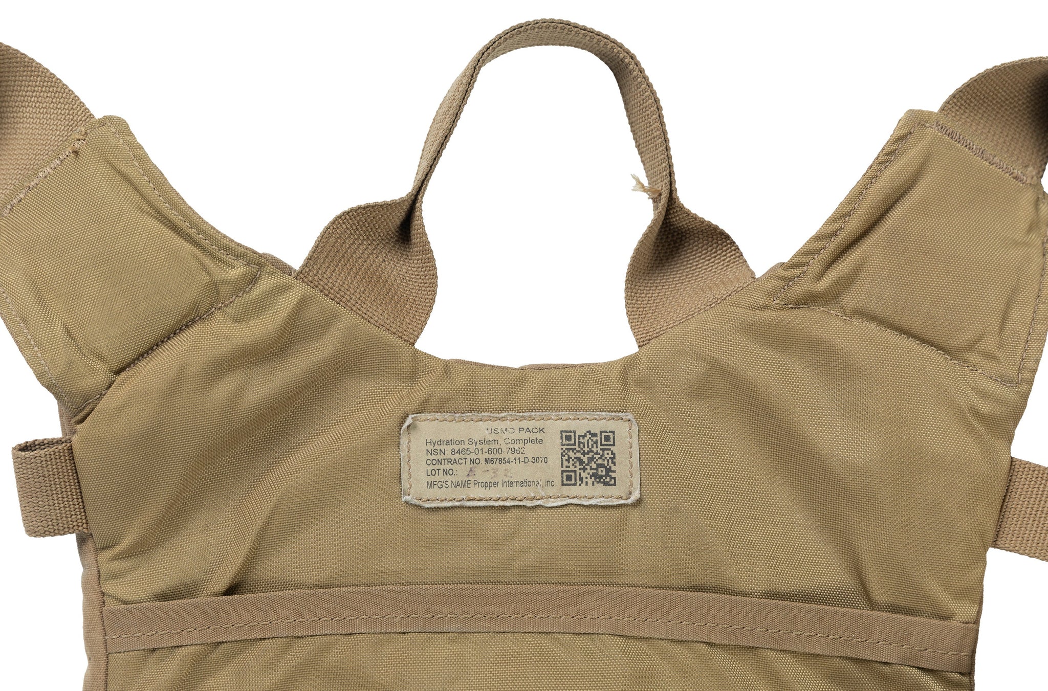 usmc_filbe_hydration_carrrier_coyote_surplus-066a39cab66df6.jpg