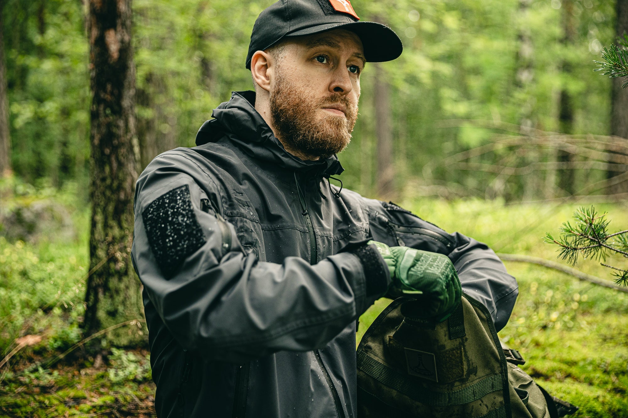 varusteleka-hardshell-jacket-gray-0687f91d75c292.jpg
