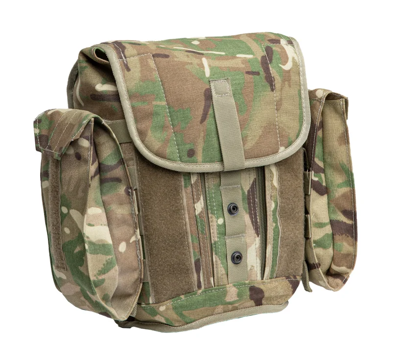 A really cool combat-proof, padded gas mask case, also usable as a field pack.