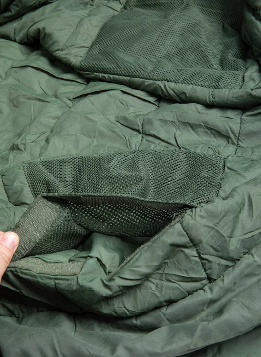 A peek inside the inner mesh pockets. These can be used for valuables or socks to dry in.