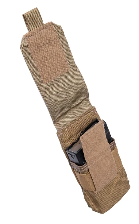 A single 7.62 NATO magazine also fits snugly.