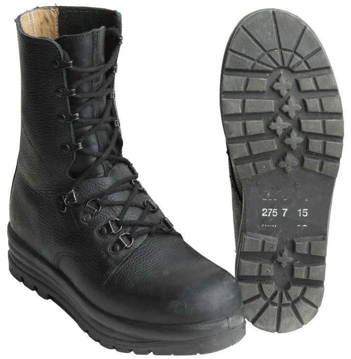 Swiss M90 Combat Boots Gen II Surplus Varusteleka