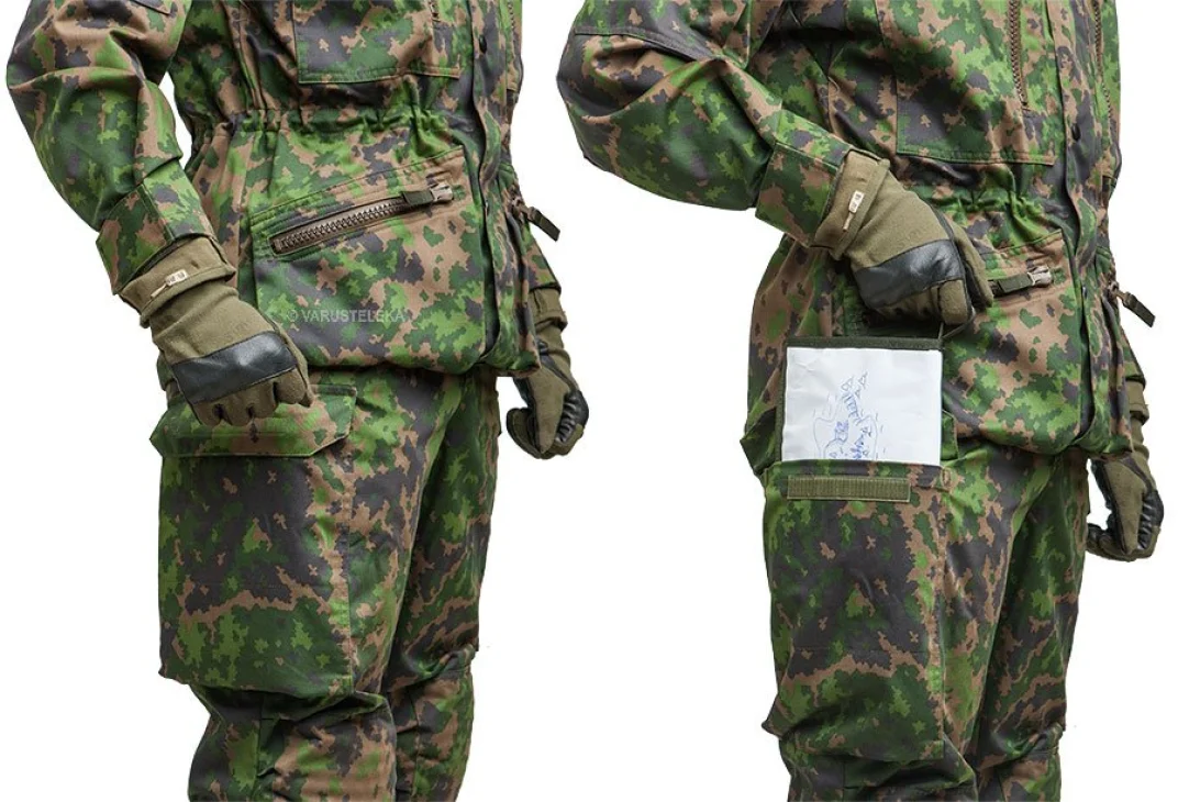 This map pouch fits just perfectly in our Särmä TST M05 camo trousers cargo pockets.