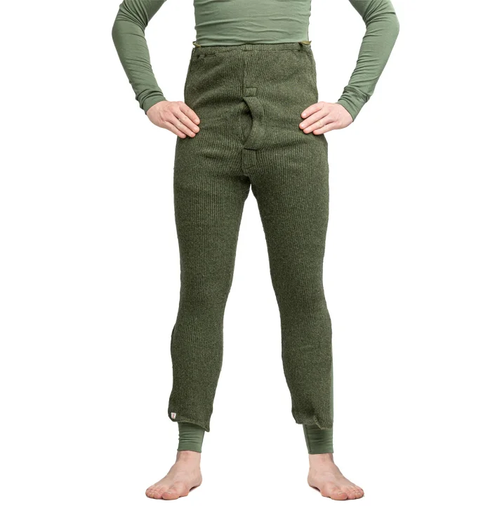 Very warm mid-layer long johns.