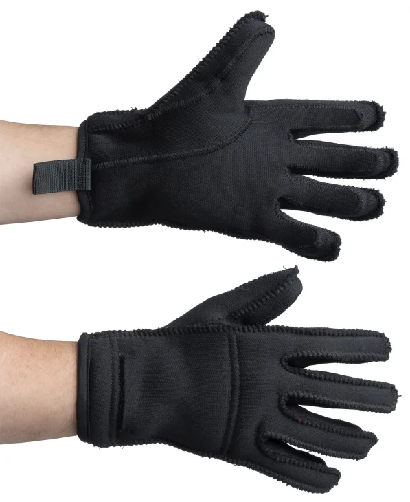 Warm liner gloves. Some are sold without the lining. Luckily we were nice and separated them so you get what you want.