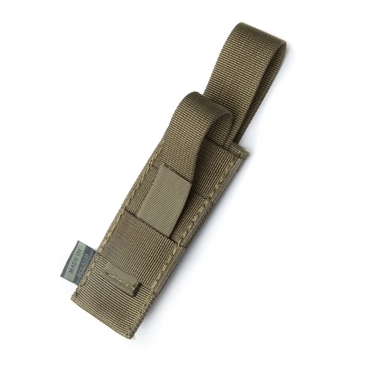 The PALS-compatible straps in the back can be weaved into belt loops as well.