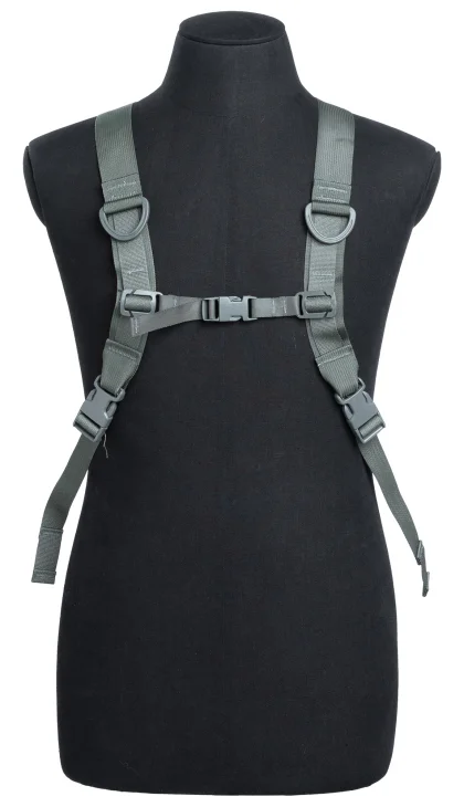 On the front side of the straps there is an adjustable chest strap.