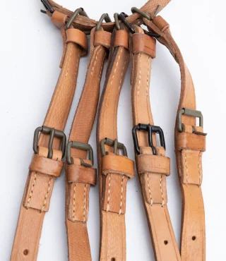 ... available with two buckles as well.