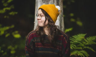 Add cute furry ball yourself and change the look of your cap radically!