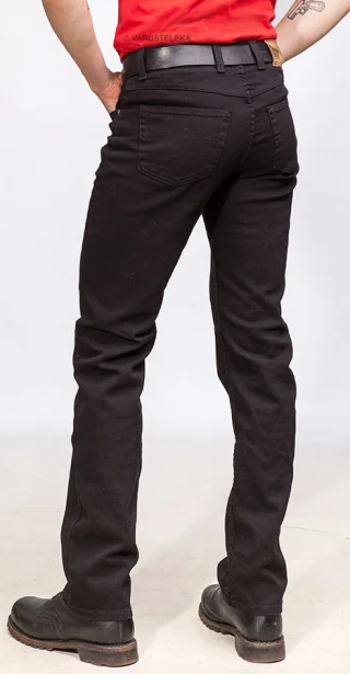 Waist 82 cm, inseam 90 cm, pant size 30/34