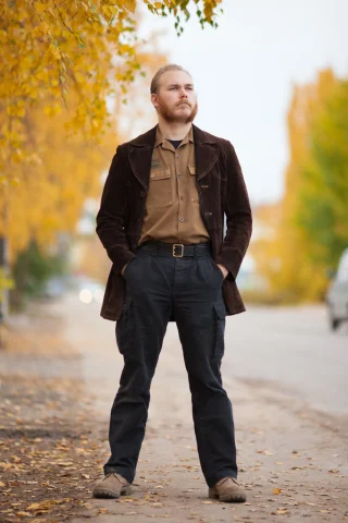 Lekalooks 2011, Eric. "A plantation owner and modern gentleman - style comes first! The South African service shirt and black moleskin trousers never fail. Also, the suede jacket from the 70s' and British military issue desert combat boots crown the look. Trés elegante!"