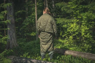 Makuupussi taiteltuna lämpöviitaksi.